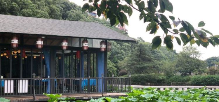 钰湘宴·剁椒鱼头王(岳麓望月公园店)