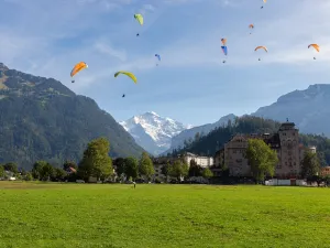 Paragliding in Interlaken