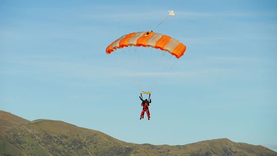 Skydiving in Wanaka