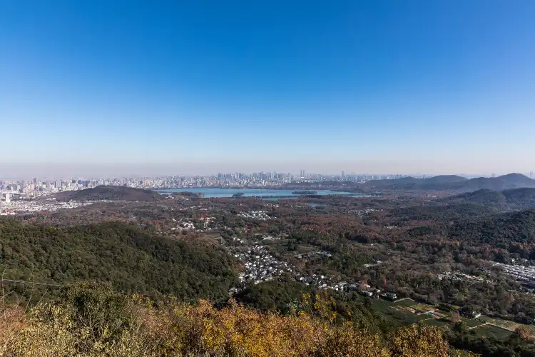 Hotels near North Peak