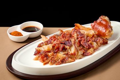 LAO YE MIAO FENG WEI MEI SHI FU