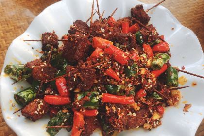 版纳菠萝香傣味饭店