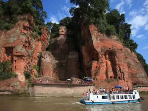 Daytime Cruise of Leshan Giant Buddha