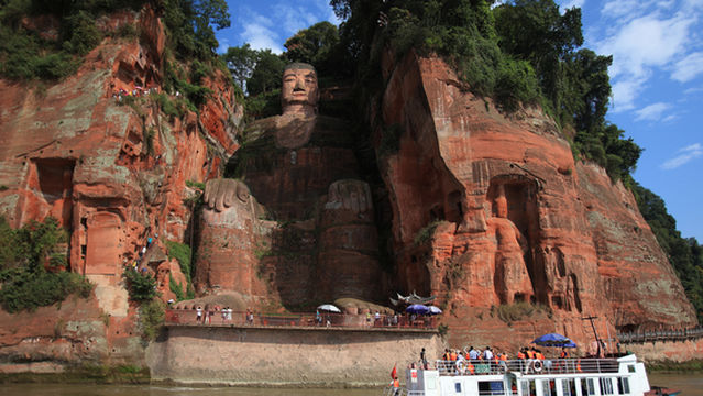 Daytime Cruise of Leshan Giant Buddha