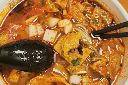 豆夫酥酥臭名远扬臭豆腐(总店)