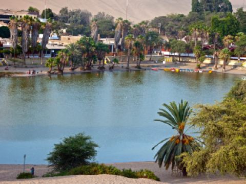 Hotel Huacachina Ica