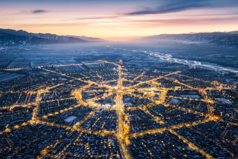 Eight-Diagram City