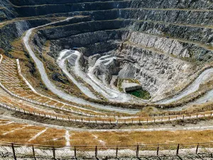 Xingjiang Keketuohai Rare Metal National Mine Park