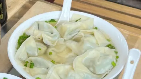 吳家餛飩 in 鎮江