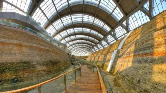 Beipiao Sihetun Bird Fossil Museum