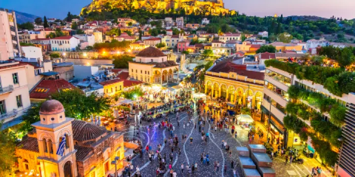 蒙納斯提拉奇廣場