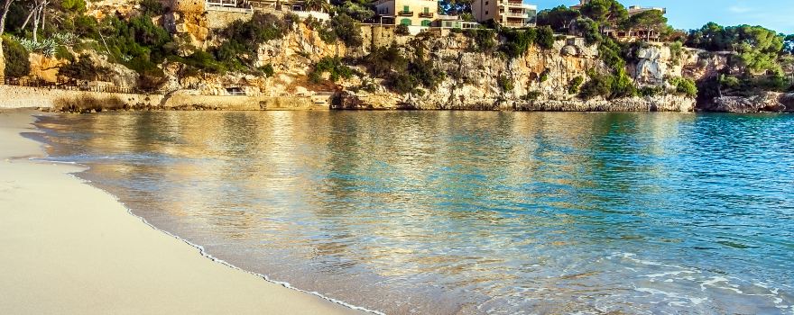 Porto Cristo Beach