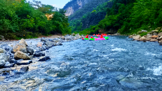 Guizhou Tongtian River Scenic Rafting