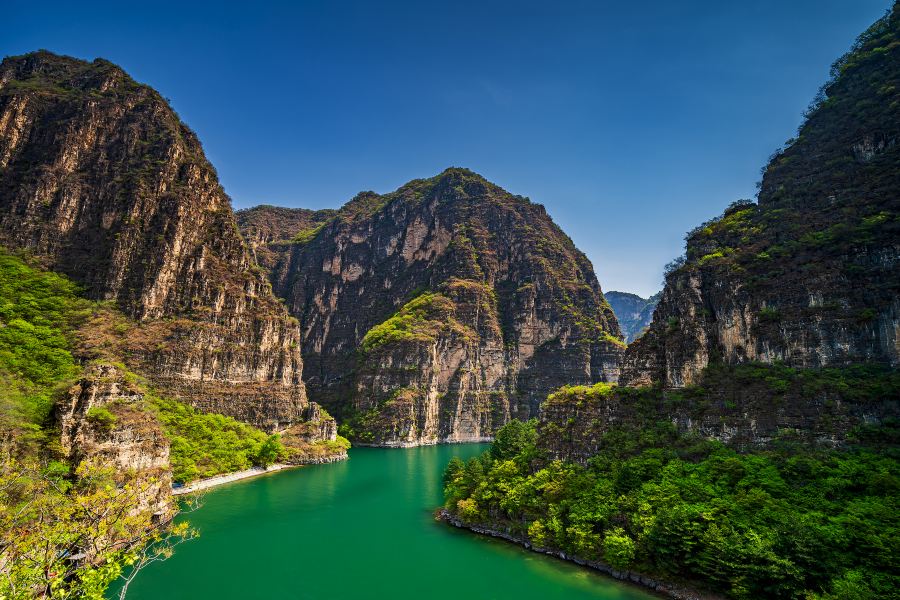 龍慶峽