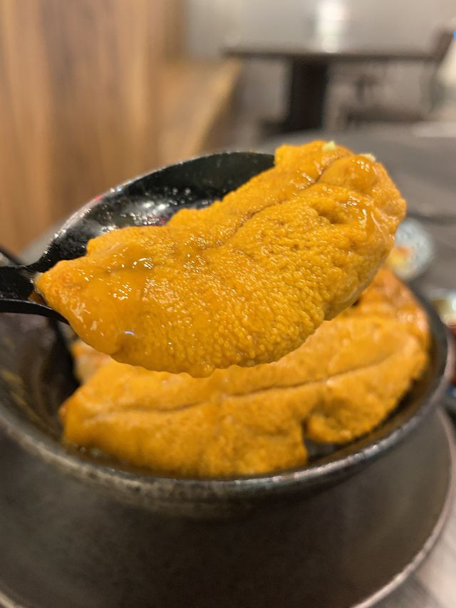 食到爆滿足的魚生飯