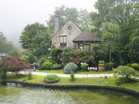 Hakone Museum of Art