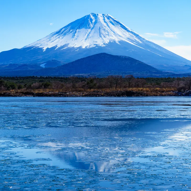 精進湖