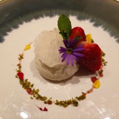 MAISON PAPILLON User Photo