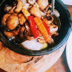 Youth Resturant 여행 사진