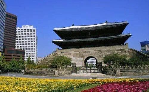 崇礼门是韩国的一号&ldquo;国宝&rdquo;，在汉城城