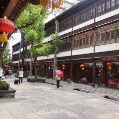Yiyunjingpinliansuokezhanzhong Restaurant (tai'erzhuanggucheng) User Photo