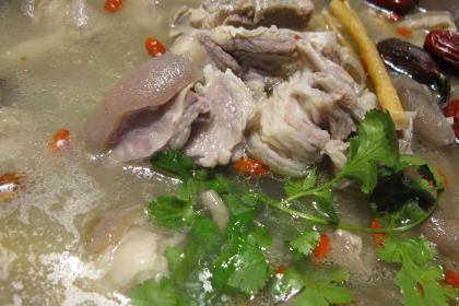 Lao si chuan shi guo yu (huan hu gong lu dian)