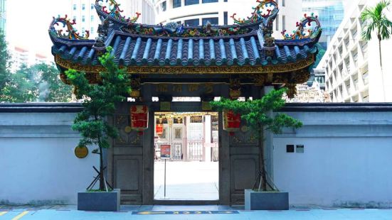 粵海清廟是中國早期南來新加坡潮州人所建的宮廟，主祀媽祖天後娘
