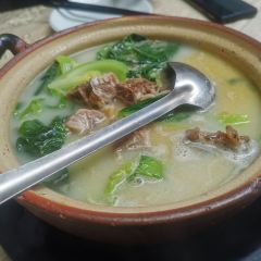 YAU KEE User Photo