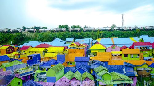 Kampung Warna Warni