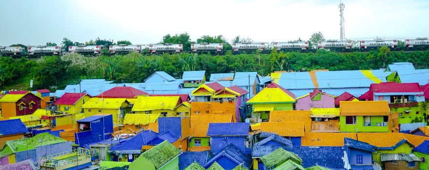 Kampung Warna Warni