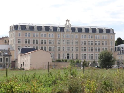 billet d'avion Béziers Poitiers
