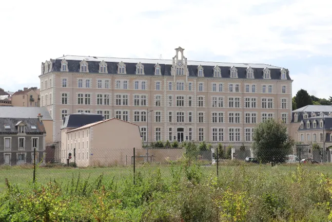 โรงแรมใกล้La Rochelle-Ville Railway Station
