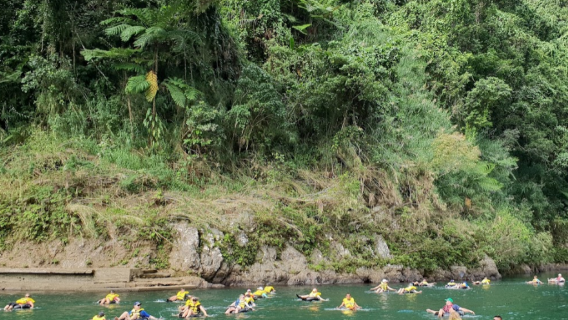 Navua River Drifting