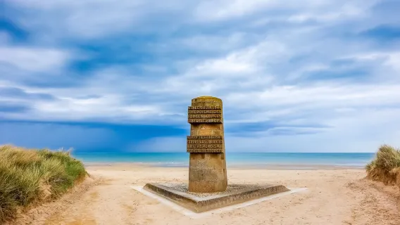 Cimetière américain d'Omaha Beach + Plage Juno + Omaha Beach + Arromanches-les-Bains