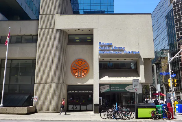 Ramada by Wyndham Thunder Bay Airlane Hotel