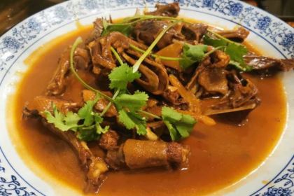 渔水谣·湖岸风味私房菜(千岛湖旅游码头店)