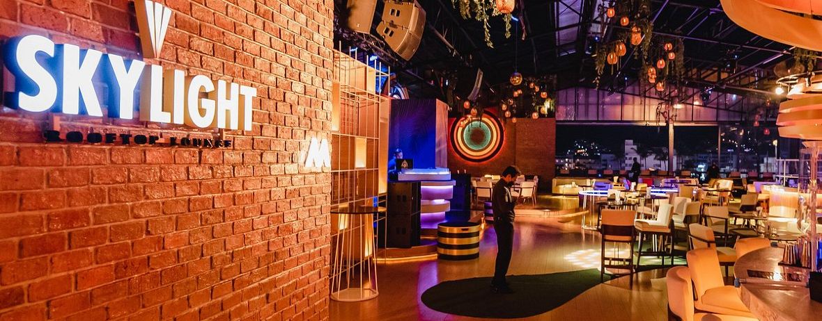 Skylight Phuket Rooftop & Lounge