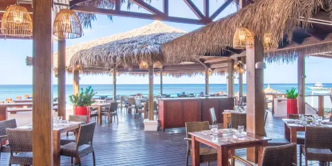 Sea Breeze Restaurant & Bar