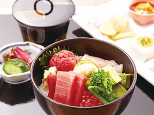 Japanese restaurant "Tsutsuji no Chaya" (Hotel de yama)