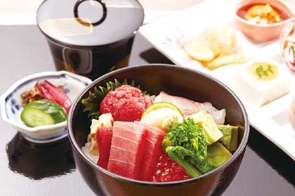 Japanese restaurant "Tsutsuji no Chaya" (Hotel de yama)