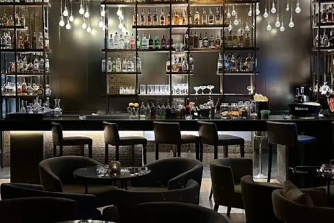 Sette Restaurant & Bar