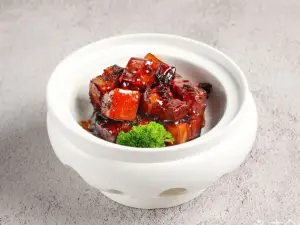 Shiwei