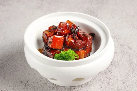 Shiwei