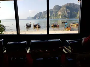 Tonsai Seafood