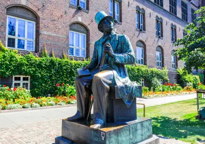 Hans Christian Andersen Statue