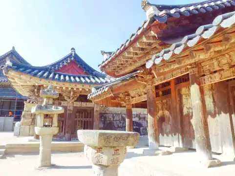 Hotels near Tongdosa Temple