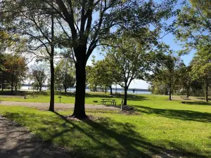 Wallashuck Campground Lake Red Rock