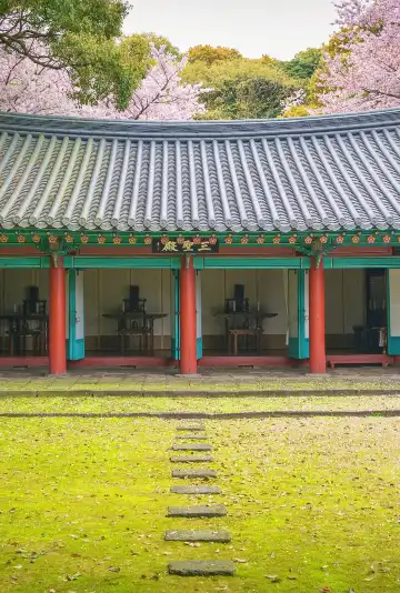 鄰近三姓穴的酒店