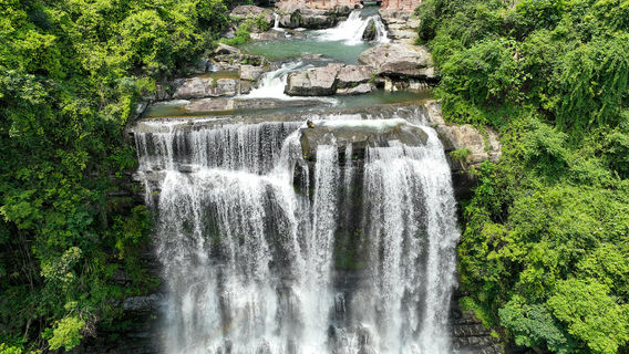 น้ําตกหวงแมนเซียว