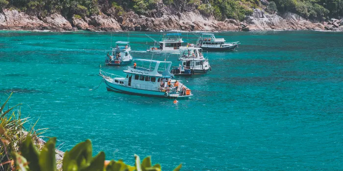 Racha Yai Island image 1